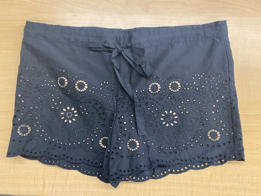 BCBGMAXAZRIA Shorts (Eyelet) Size M